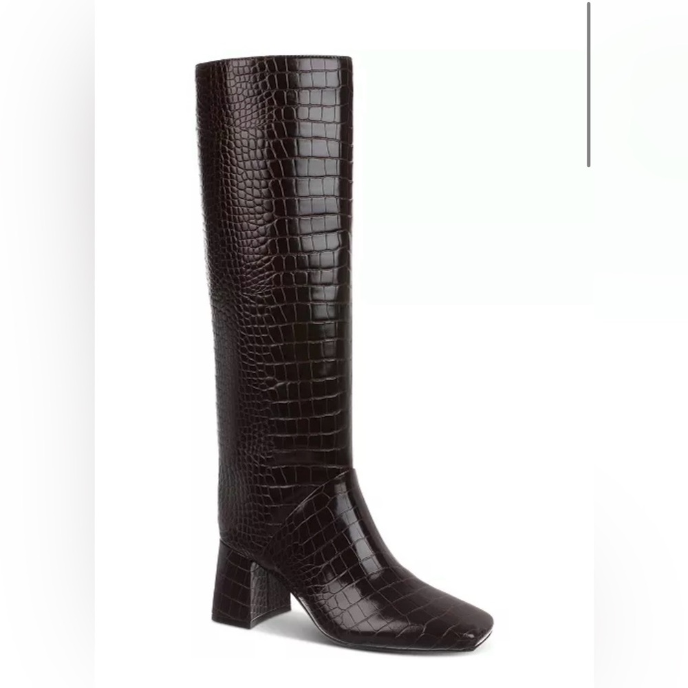 New in box On 34th Women’s Millerr Square Toe Knee High Boots